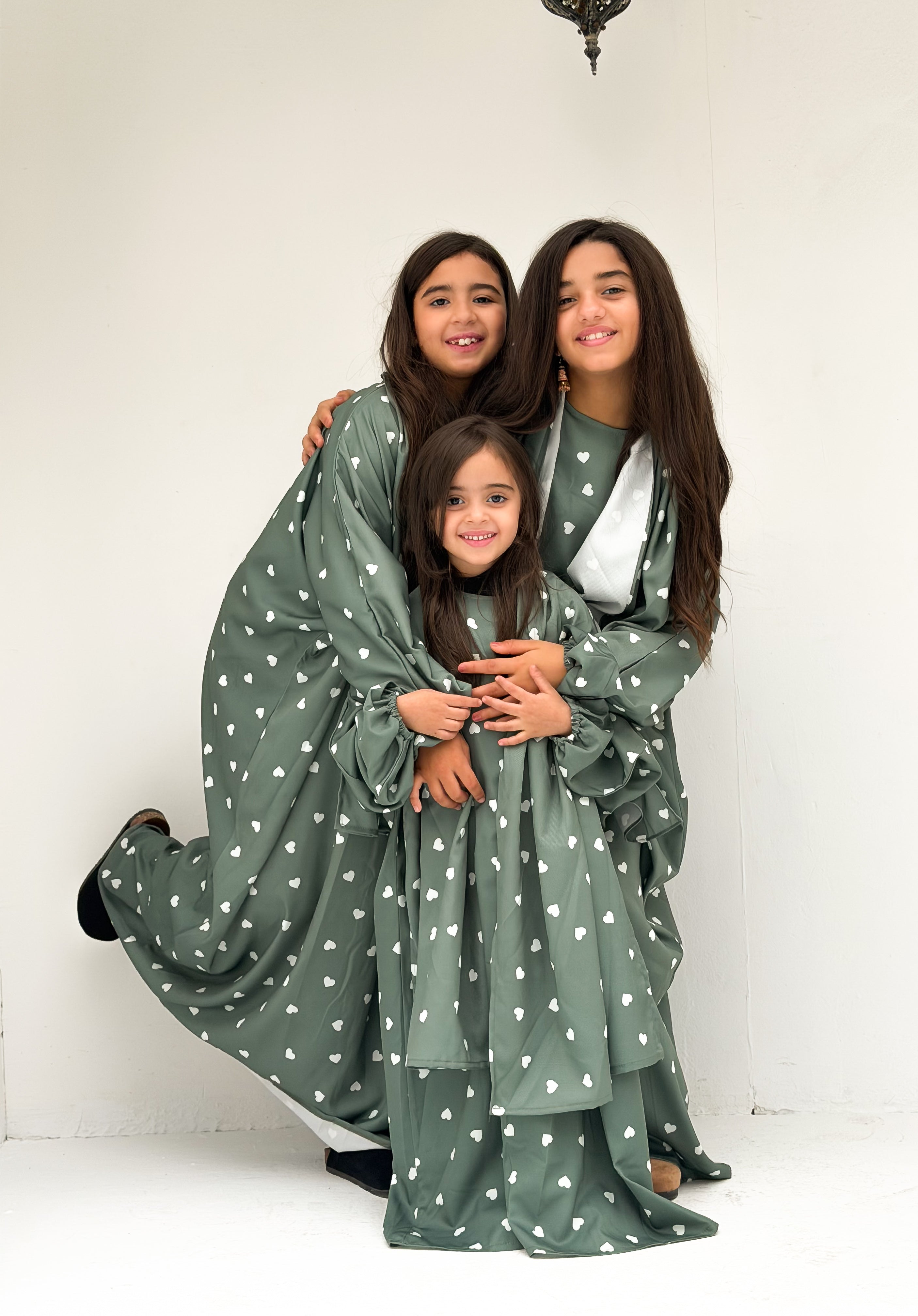 Kiswah Esdal(كسوه)